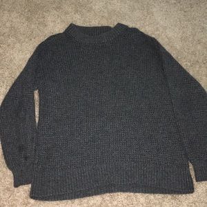 Small American Eagle Sweater